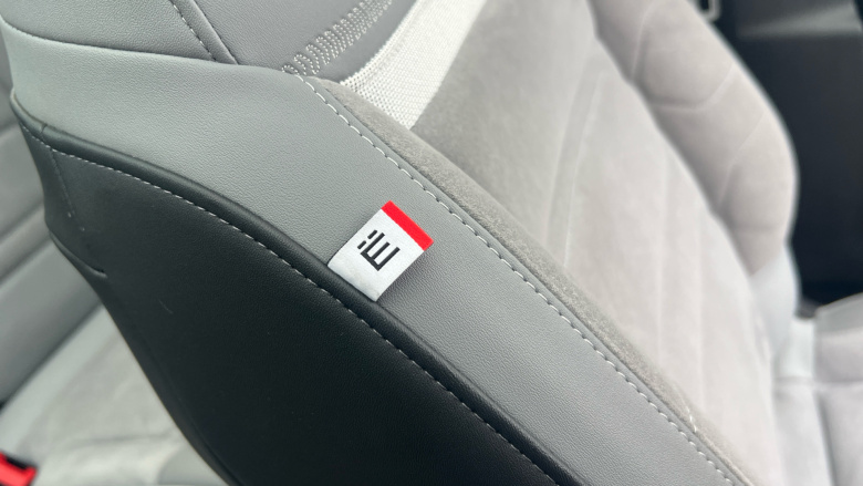 Citroen C5 Aircross 1.2 Hybrid 136 E-series 5dr e-DCS6 Petrol Hatchback